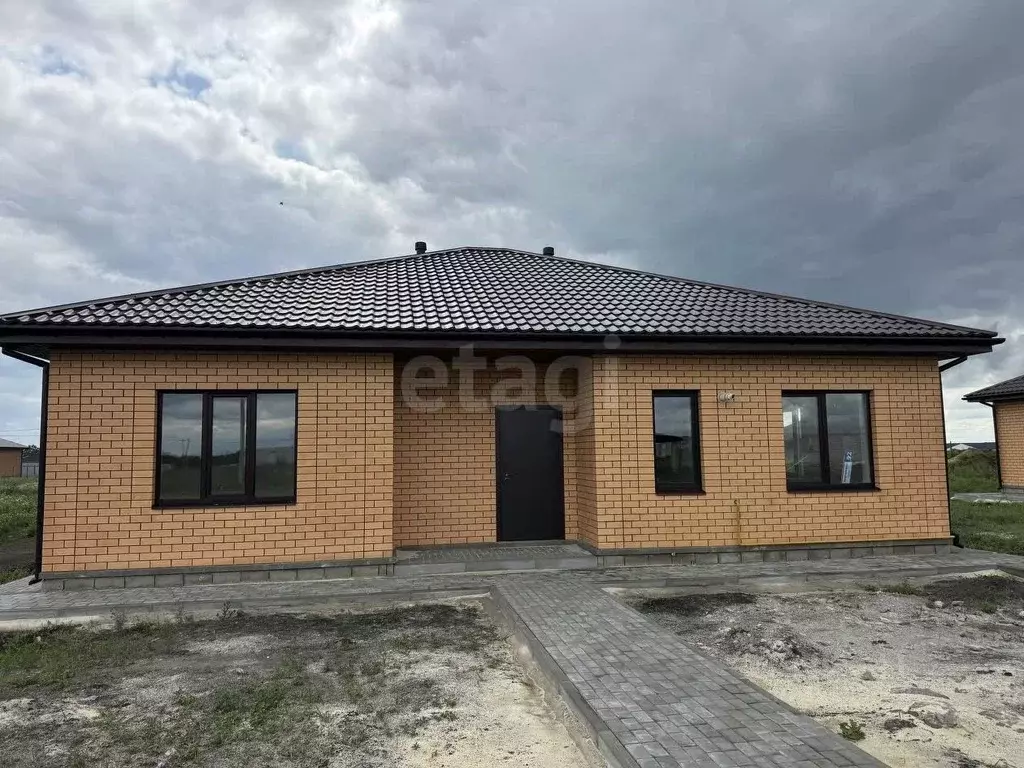 Дом в Белгородская область, Белгородский район, Тавровское с/пос, с. ... - Фото 0