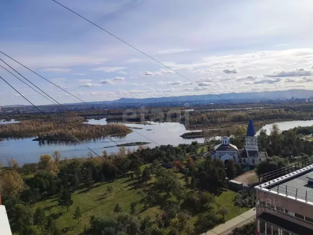 2-к кв. Красноярский край, Красноярск Ульяновский просп., 8А (58.5 м) - Фото 0