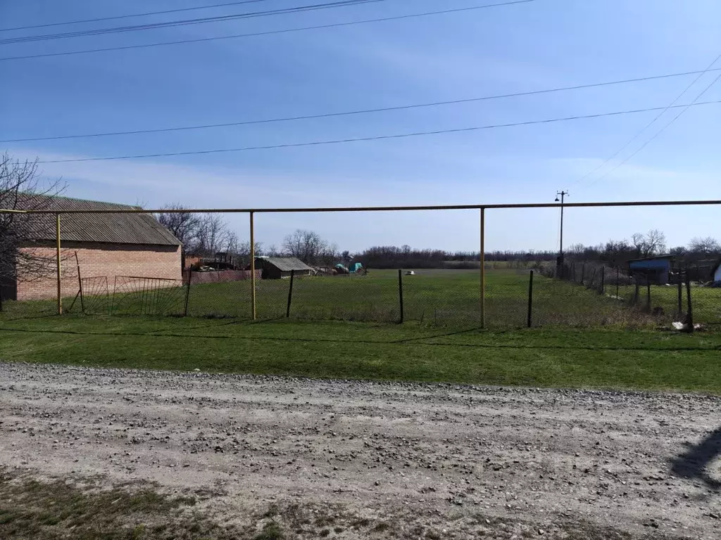 Участок в Ростовская область, Семикаракорский район, Новозолотовское ... - Фото 1