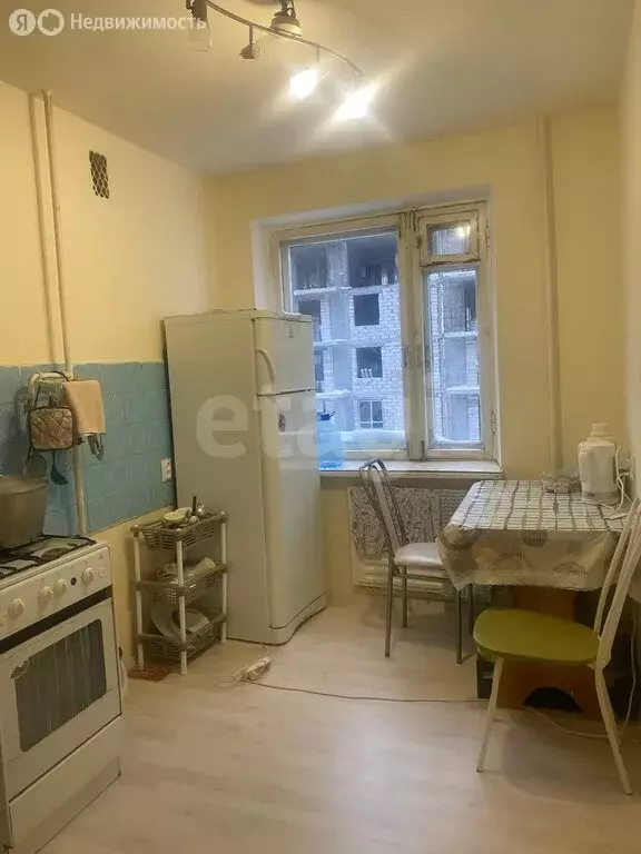 2-комнатная квартира: Пермь, улица Комиссара Пожарского, 10 (46 м) - Фото 1