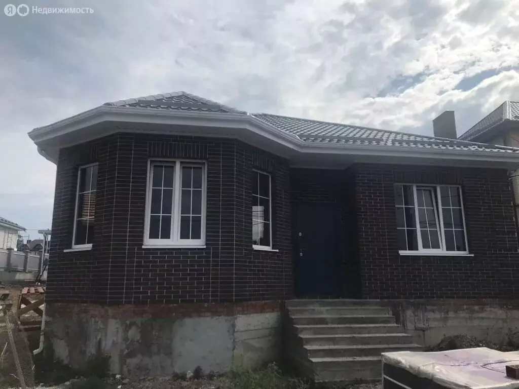 Дом в Аксай, улица Речников (130 м) - Фото 1