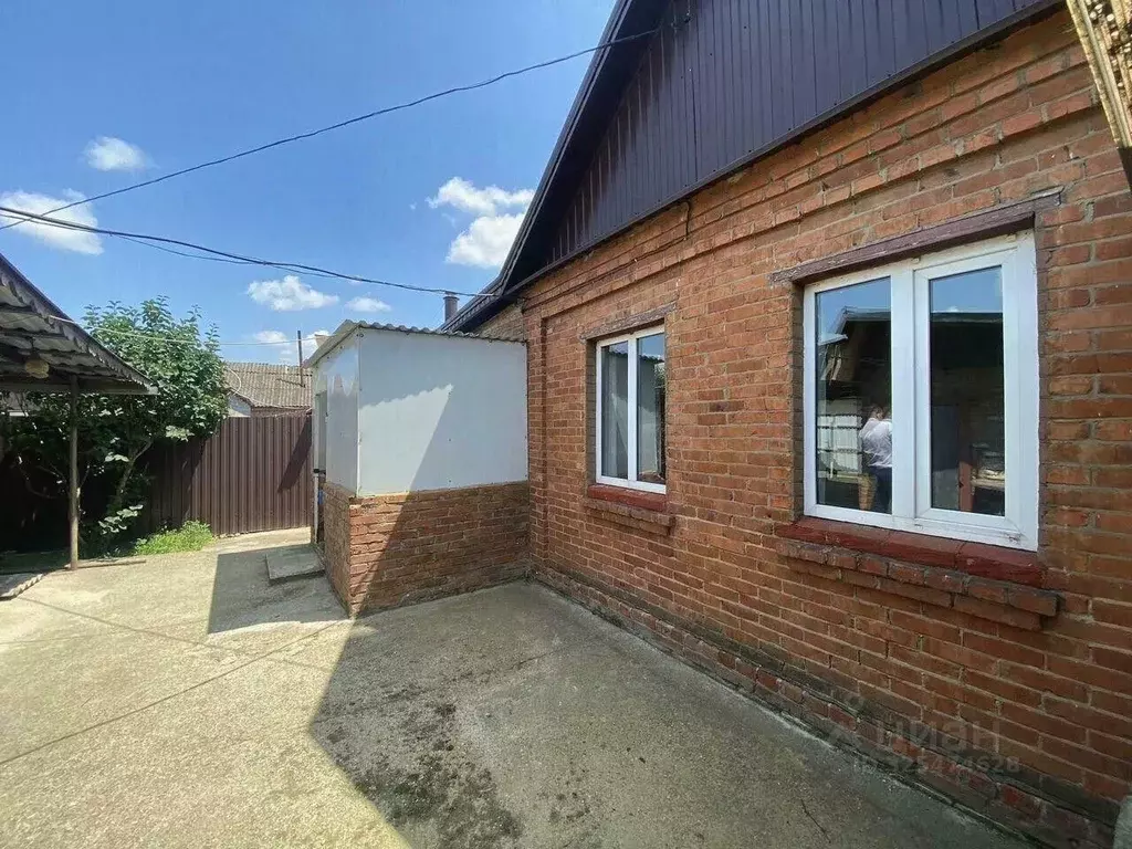 Дом в Краснодарский край, Усть-Лабинский район, Ладожское с/пос, ... - Фото 1