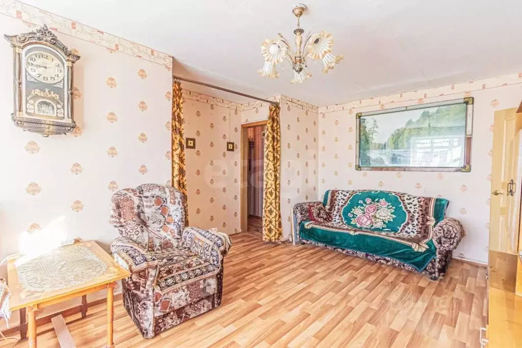 2-к кв. Сахалинская область, Холмск Советская ул., 101 (43.5 м) - Фото 2