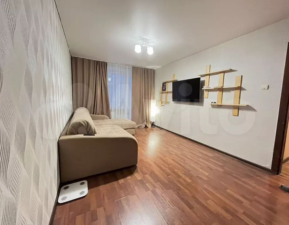 2-к. квартира, 50 м, 3/3 эт. - Фото 0