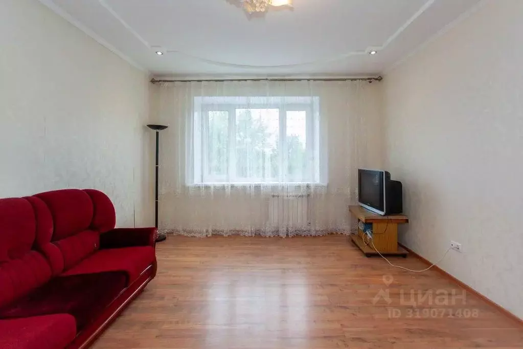 3-к кв. Ханты-Мансийский АО, Сургут ул. Островского, 26/1 (71.0 м) - Фото 0