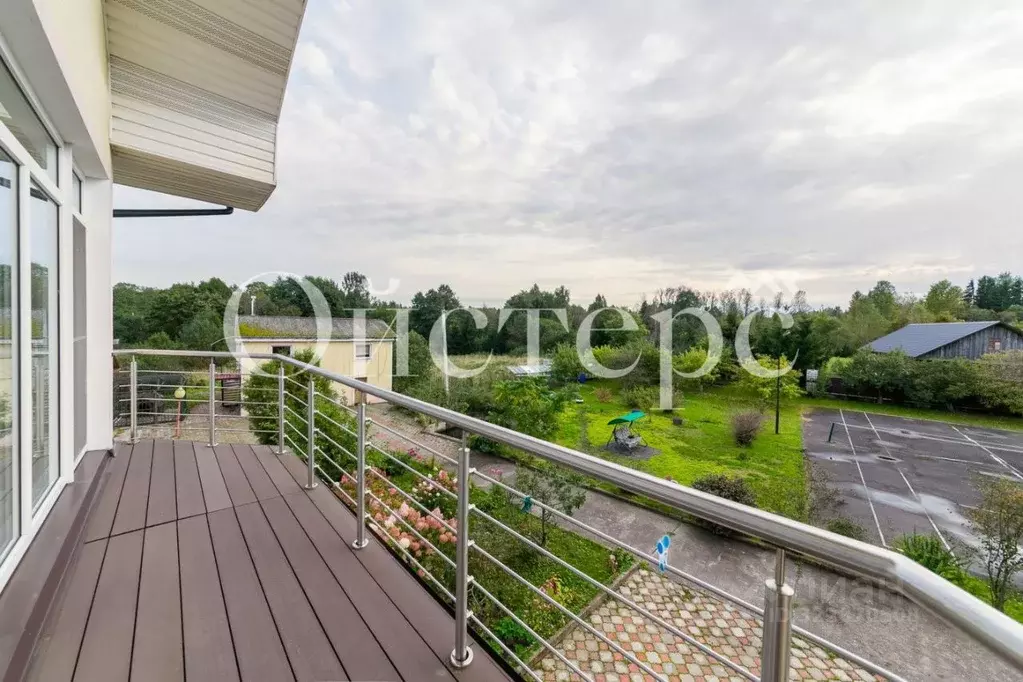 Дом в Ленинградская область, Кингисеппский район, Вистинское с/пос, д. ... - Фото 1