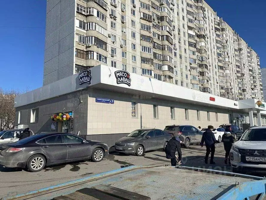 Торговая площадь в Москва Новотушинский проезд, 8К1 (743 м) - Фото 1