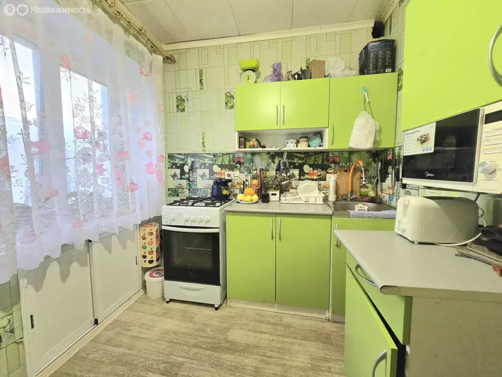 3-комнатная квартира: Тарасково, Комсомольская улица, 27 (53.6 м) - Фото 1