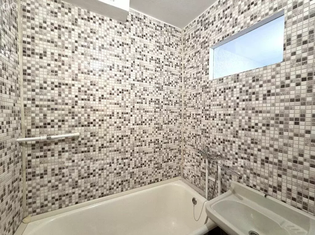 2-комнатная квартира: Волгоград, улица Генерала Штеменко, 24 (58.7 м) - Фото 1