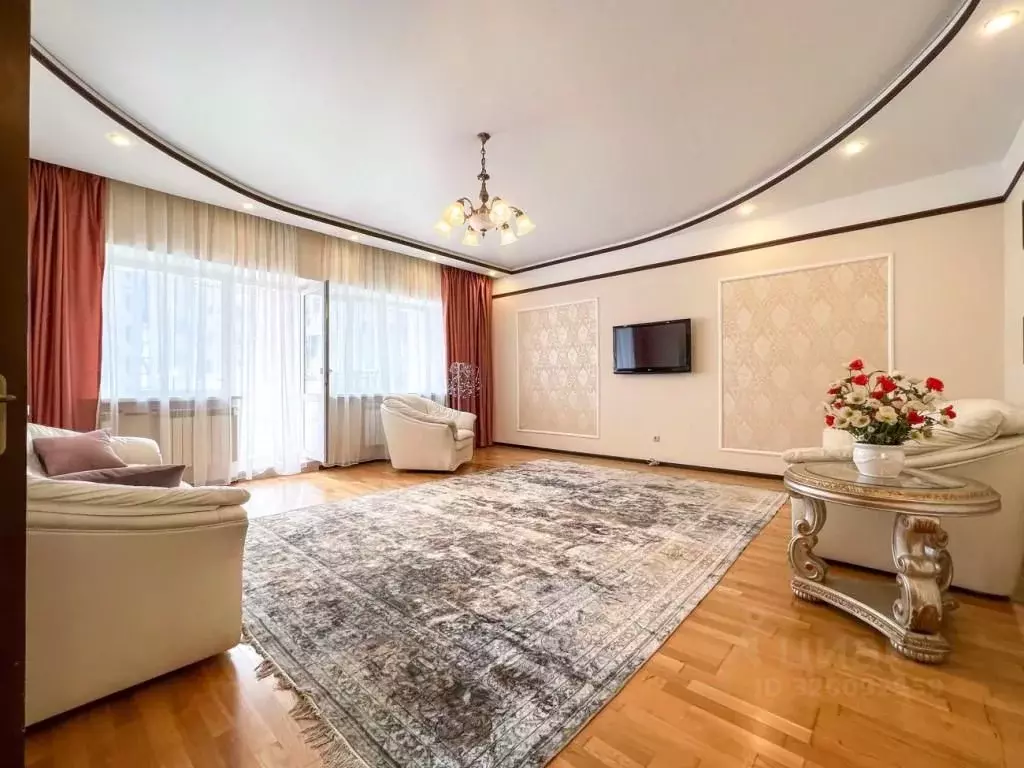 2-к кв. Иркутская область, Иркутск бул. Гагарина, 68А (82.1 м) - Фото 0