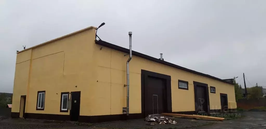 Помещение свободного назначения в Свердловская область, Серов ул. ... - Фото 1