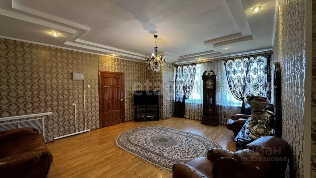 Дом в Смоленская область, Сафоново Городская ул., 17Б (273 м) - Фото 1