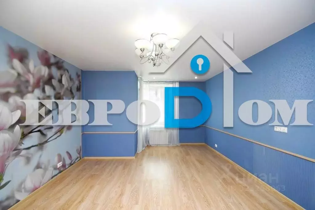 3-к кв. Омская область, Омск ул. Арнольда Нейбута, 14 (111.3 м) - Фото 0