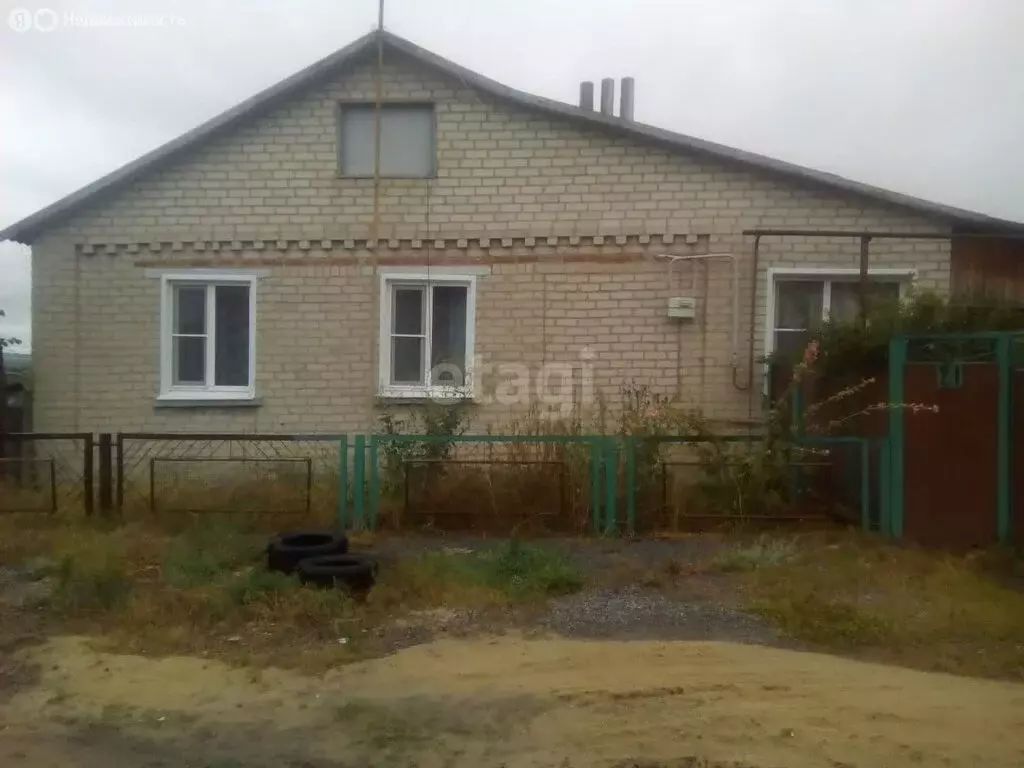 Дом в село Репьёвка, Скорицкая улица (77 м) - Фото 0