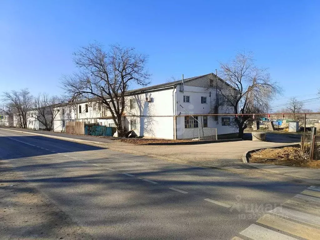 2-к кв. Калмыкия, Целинный район, с. Троицкое 3 (47.9 м) - Фото 1