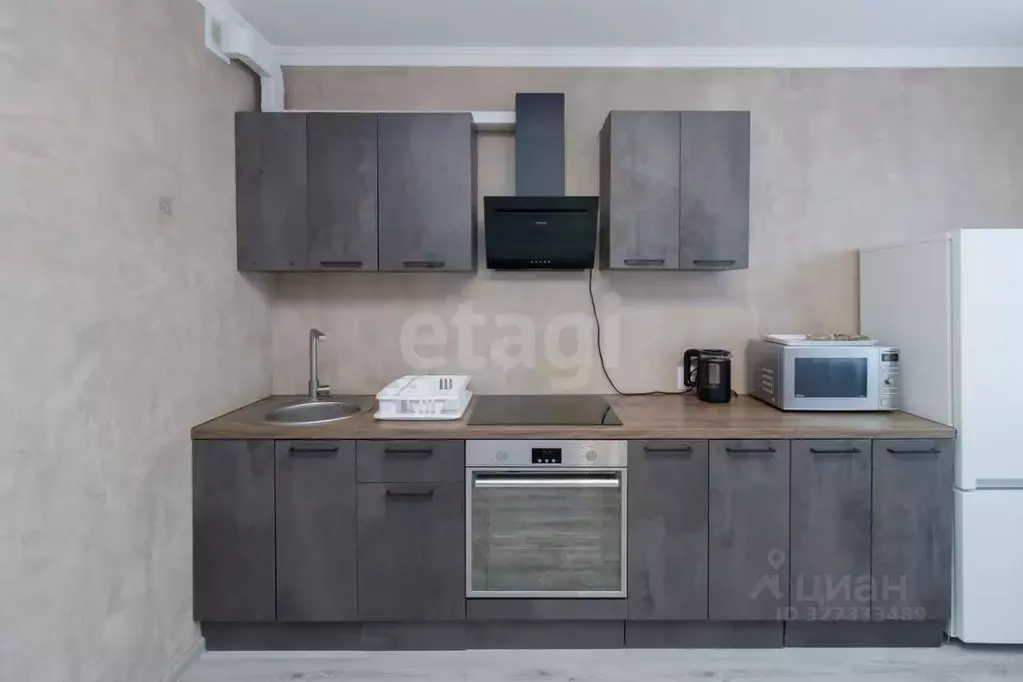 1-к кв. Тюменская область, Тюмень ул. Валентины Трофимовой, 12 (39.5 ... - Фото 1