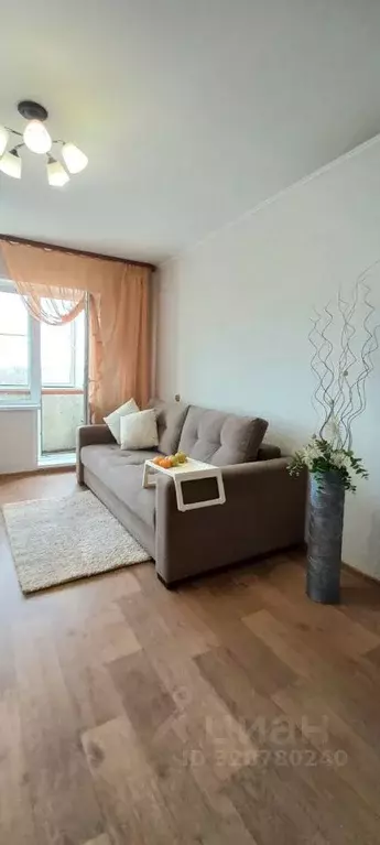 1-к кв. Омская область, Омск Братская ул., 21 (37.0 м) - Фото 1