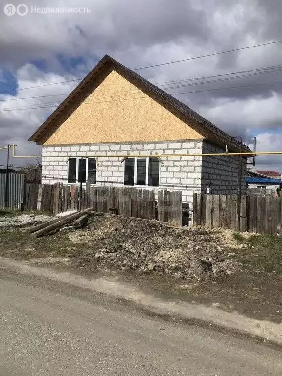 Дом в Курган, Ленинградская улица (75.8 м) - Фото 1
