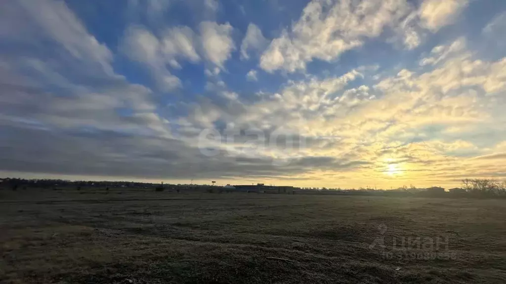 Участок в Крым, Симферопольский район, с. Мирное  (6.0 сот.) - Фото 0