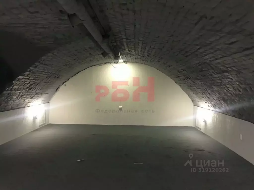 Помещение свободного назначения в Курганская область, Курган ул. ... - Фото 1