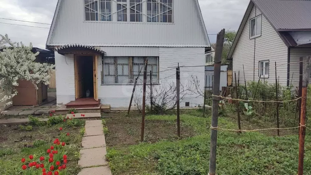 Дом в Саратовская область, Энгельсский район, Красноярское ... - Фото 0