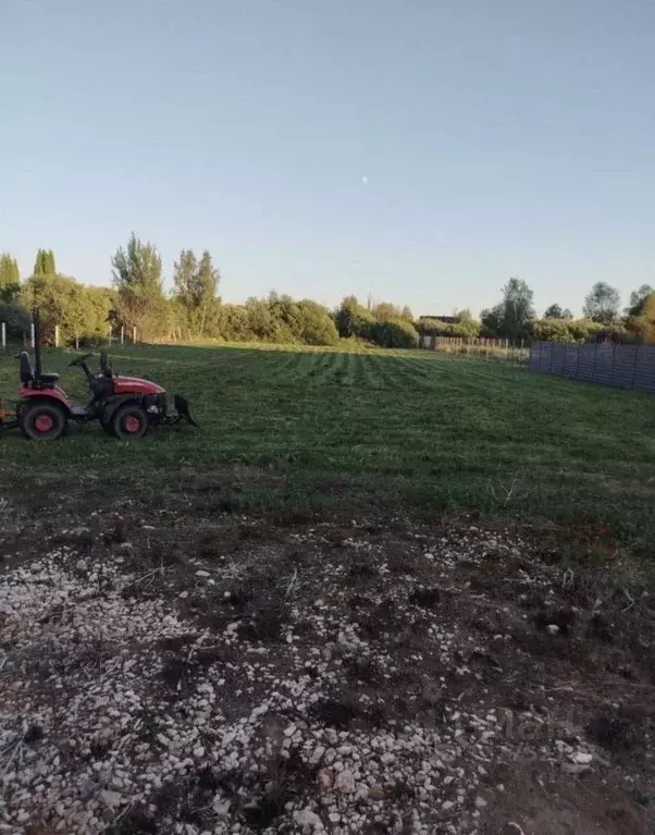 Участок в Московская область, Можайский муниципальный округ, д. ... - Фото 1