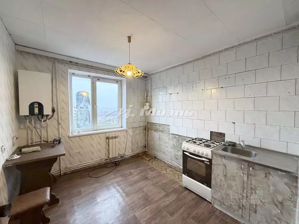 2-к кв. Крым, Симферопольский район, Гвардейское пгт ул. Острякова, 23 ... - Фото 1