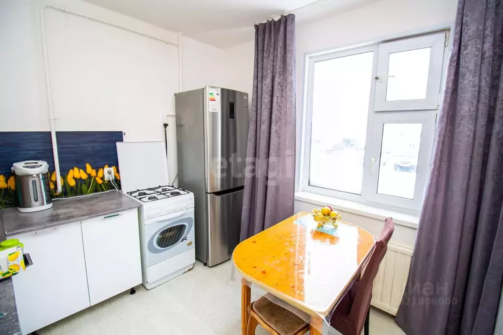 3-к кв. Ямало-Ненецкий АО, Новый Уренгой Дружба мкр, 2/3 (65.0 м) - Фото 1