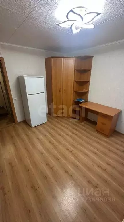 Комната Свердловская область, Екатеринбург ул. Крауля, 13 (11.1 м) - Фото 2