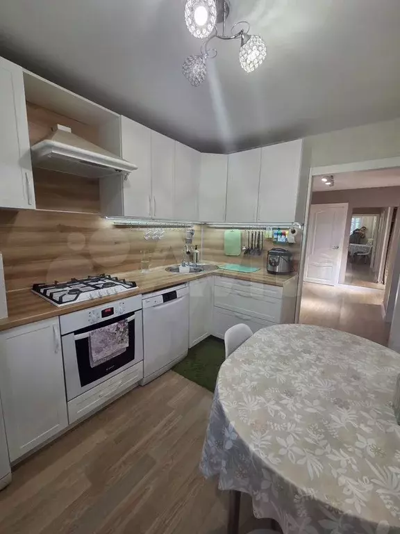 4-к. квартира, 84 м, 1/5 эт. - Фото 1