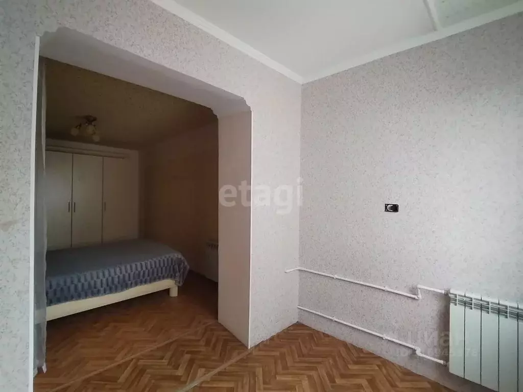 2-к кв. Карачаево-Черкесия, Черкесск ул. Космонавтов, 44А (50.8 м) - Фото 0