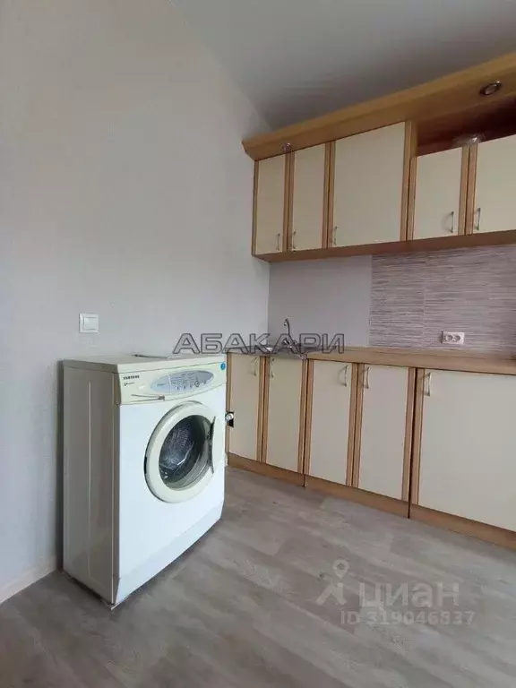 3-к кв. Красноярский край, Красноярск Норильская ул., 48 (69.0 м) - Фото 1