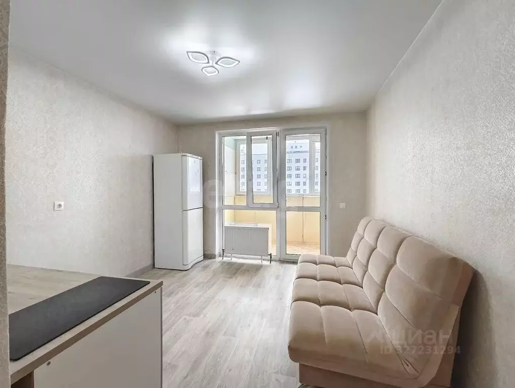 Студия Тюменская область, Тюмень Мелиораторов мкр, ул. Голышева, 10 ... - Фото 1