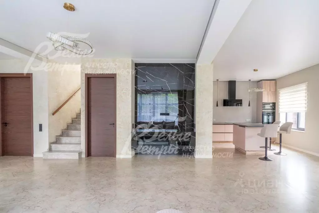 Дом в Москва д. Десна, Юпитер кп,  (300 м) - Фото 1