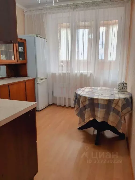 2-к кв. Белгородская область, Старый Оскол Дубрава мкр, 3 кв-л, 35 ... - Фото 2