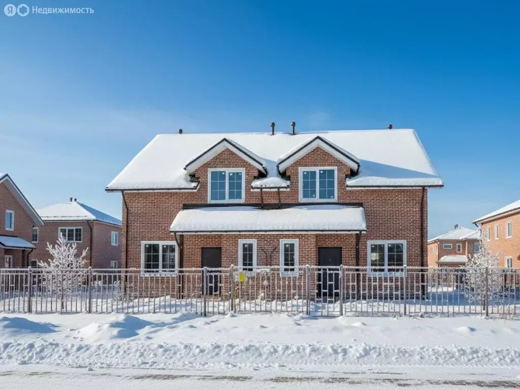 Дом в Агалатовское сельское поселение (124 м) - Фото 1