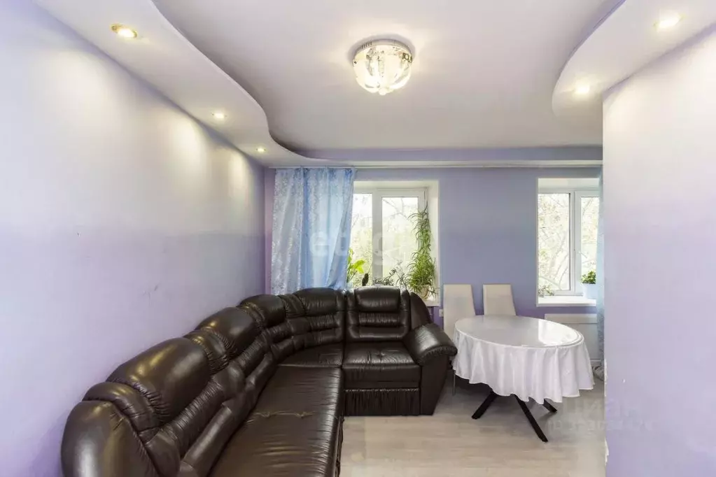 3-к кв. Тюменская область, Тюмень ул. Мельникайте, 50 (58.5 м) - Фото 1