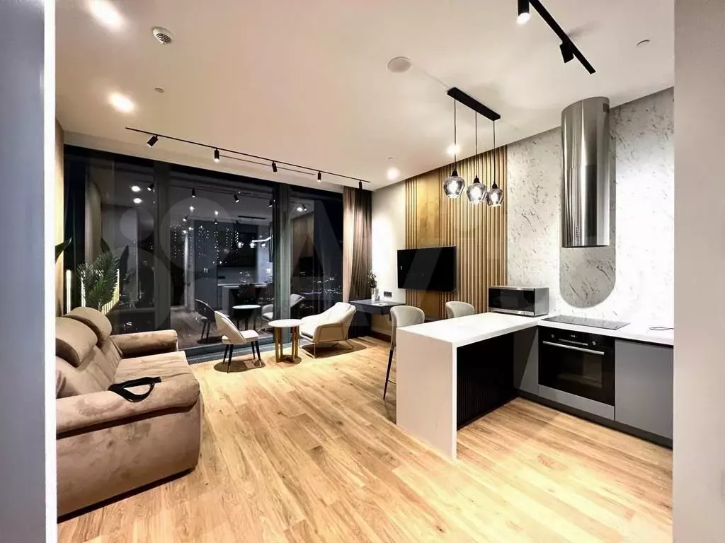 Апартаменты-студия, 45 м, 51/68 эт. - Фото 1