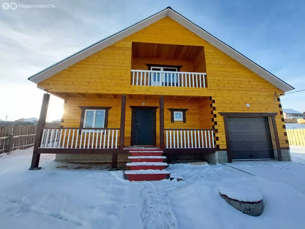 Дом в Урик, улица Юрия Гагарина (180 м) - Фото 1