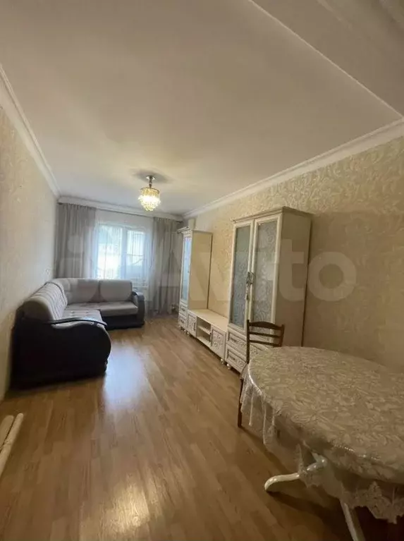 2-к. квартира, 60м, 5/5эт. - Фото 0