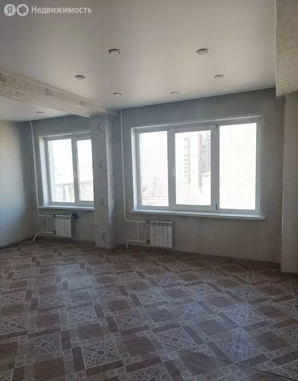 3-комнатная квартира: Красноярск, улица Щорса, 50 (76.8 м) - Фото 1