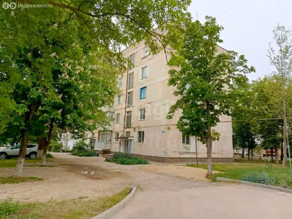 4-комнатная квартира: село Орехово, проспект 60 лет СССР, 3 (74.4 м) - Фото 0