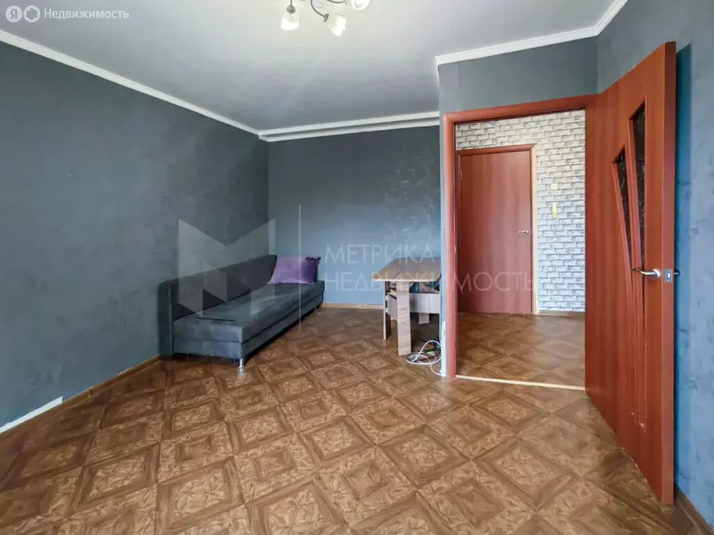 1-комнатная квартира: Тюмень, улица Котовского, 55А (30.4 м) - Фото 0