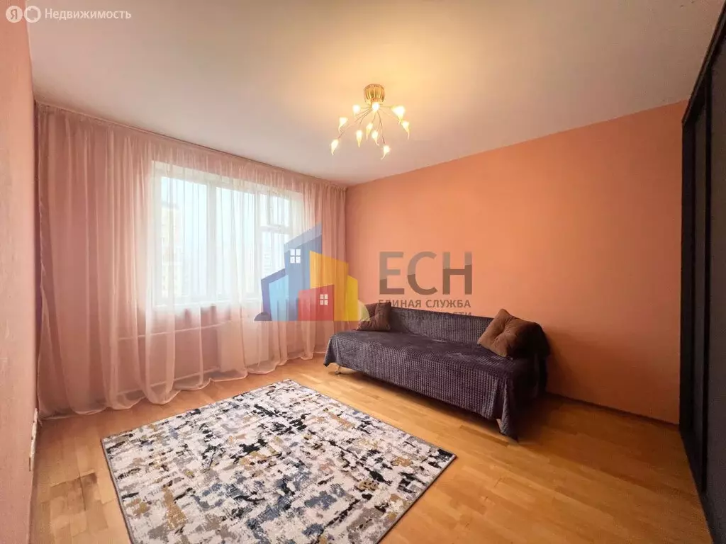 3-комнатная квартира: Москва, улица Грина, 24 (77 м) - Фото 1