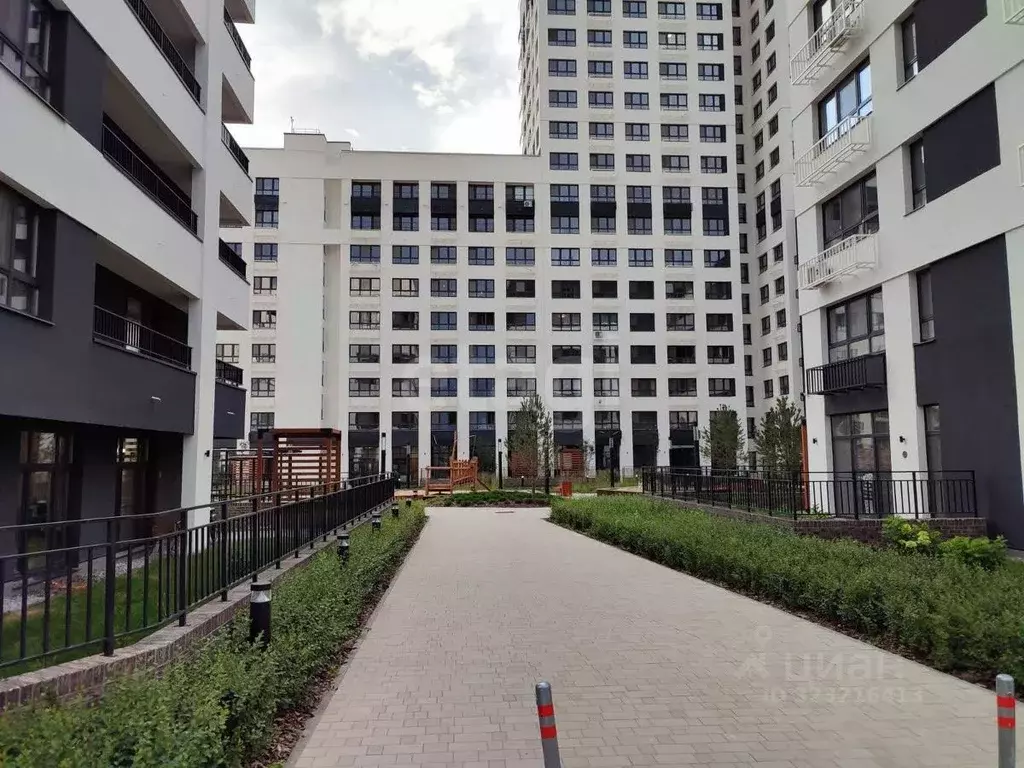 Студия Тюменская область, Тюмень ул. Василия Малкова, 10 (28.4 м) - Фото 1