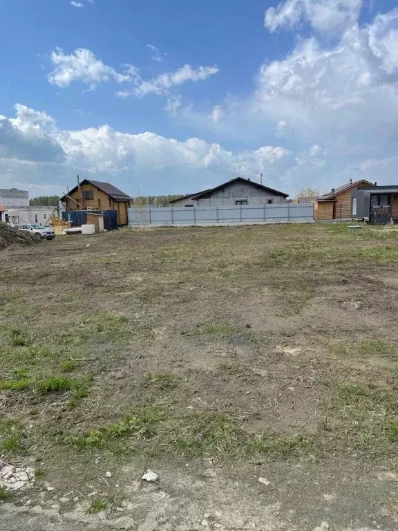 Участок в Свердловская область, Среднеуральск муниципальный округ, ... - Фото 1