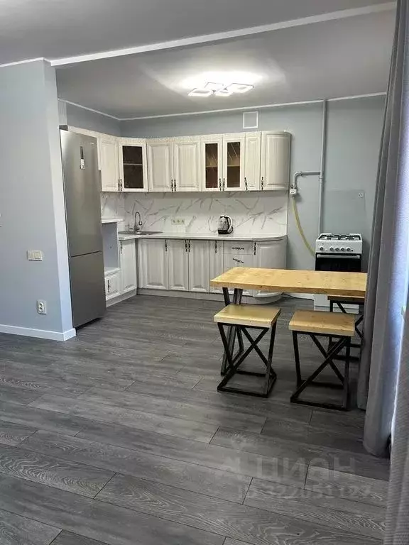 1-к кв. Чувашия, Канаш Заводская ул., 9 (67.0 м) - Фото 1