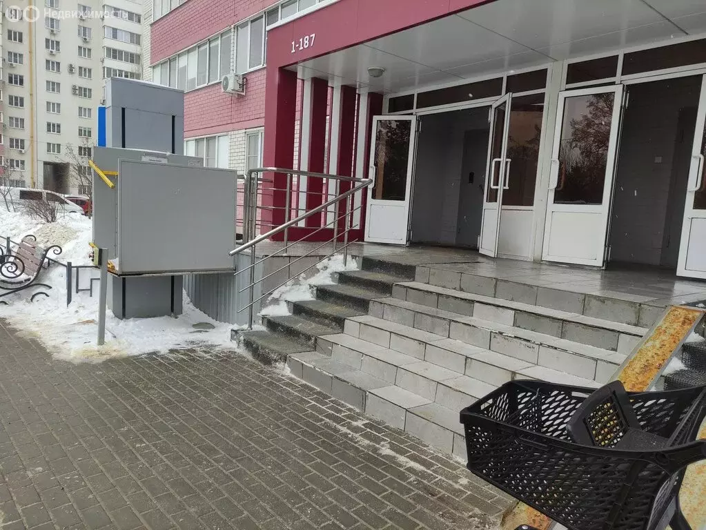 1-комнатная квартира: Воронеж, Олимпийский бульвар, 12 (40.8 м) - Фото 1