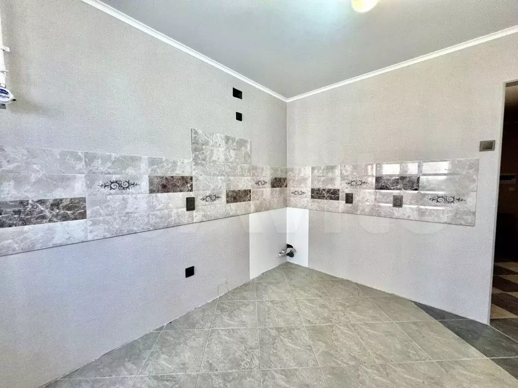 1-к. квартира, 38 м, 4/10 эт. - Фото 0