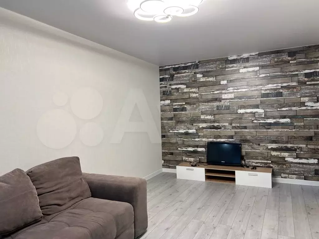 2-к. квартира, 54 м, 4/5 эт. - Фото 1